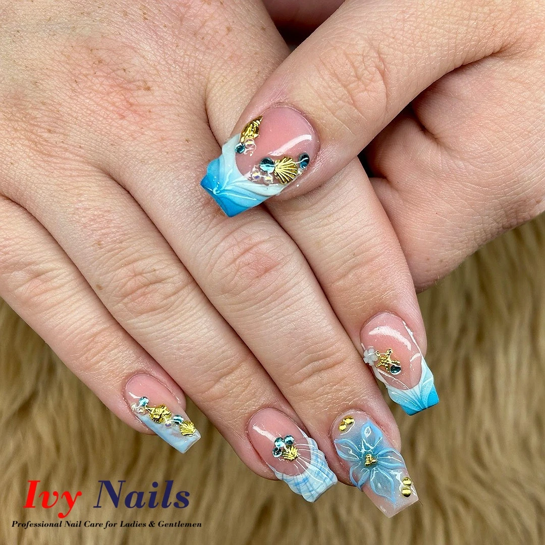 Pro nails